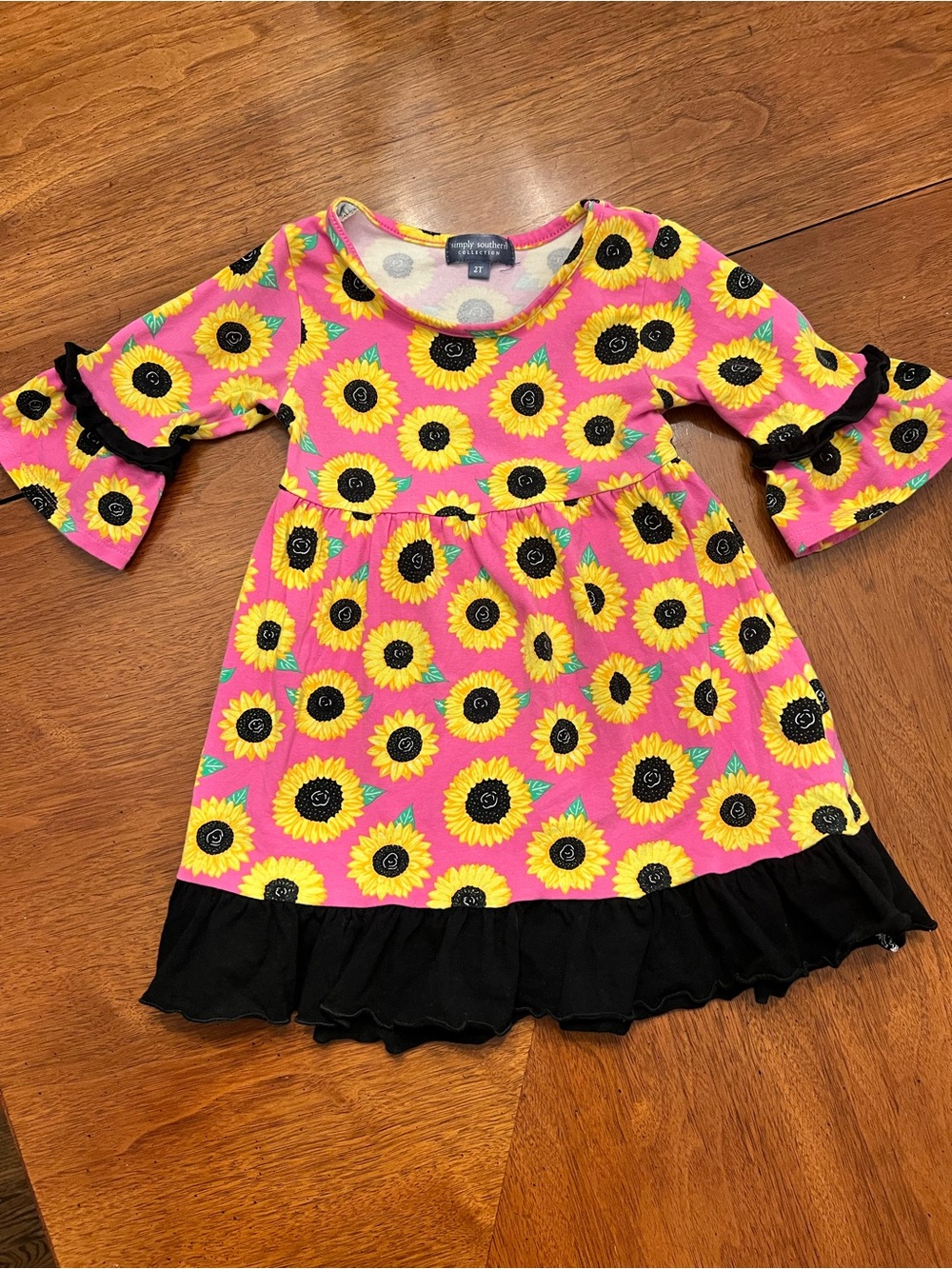 Simply Southern Pink w/ sunflowers & black trim dress size 2T